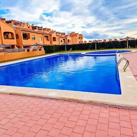 2bdr Τορεβιέχα